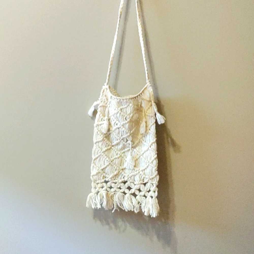 Vintage wool crochet bag